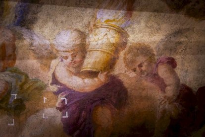 Detalles de los trabajos que están realizando los restauradores