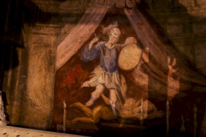 Detalles de los trabajos que están realizando los restauradores