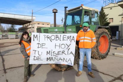 La tractorada es ajena a organizaciones agrarias y políticas, según los convocantes.