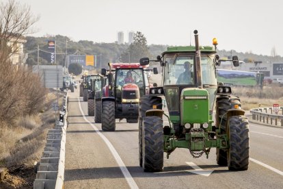 La protesta del campo moviliza 800 agricultores