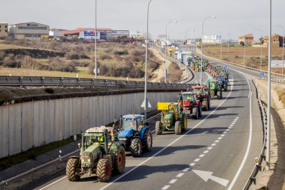 La protesta del campo moviliza 800 agricultores