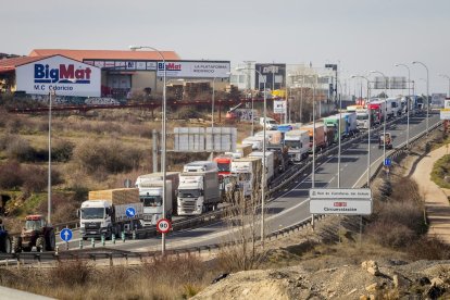 La protesta del campo moviliza 800 agricultores