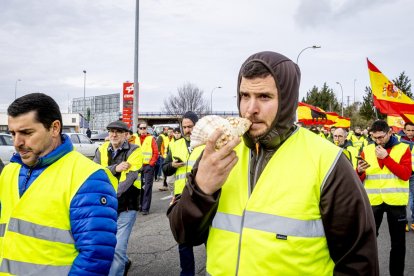 Después de las tractoradas las manifestaciones se realizaron a pie