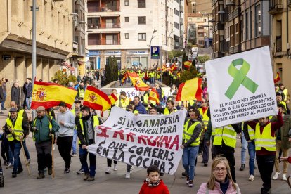 Después de las tractoradas las manifestaciones se realizaron a pie