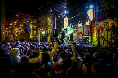 Aunque las condiciones no acompañaban, finalmente el Carnaval comenzó