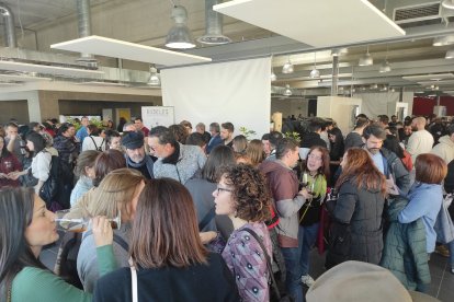 Nutrida concurrencia en la mañana de la Feria del Vino.