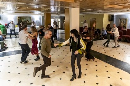Seis horas de danza en una fiesta por todo lo alto