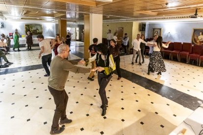Seis horas de danza en una fiesta por todo lo alto