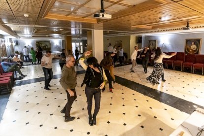 Seis horas de danza en una fiesta por todo lo alto