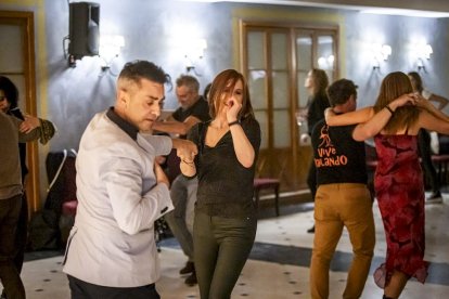 Seis horas de danza en una fiesta por todo lo alto