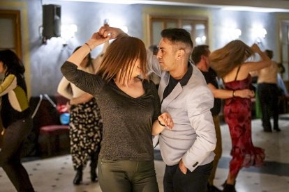 Seis horas de danza en una fiesta por todo lo alto