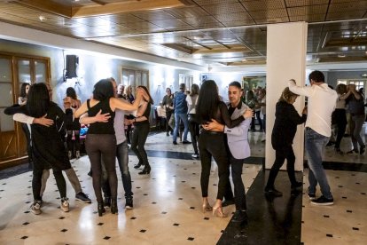 Seis horas de danza en una fiesta por todo lo alto