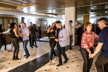 Seis horas de danza en una fiesta por todo lo alto