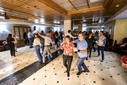 Seis horas de danza en una fiesta por todo lo alto