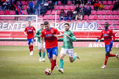 Práctico partido de los rojillos para volver a la senda del triunfo