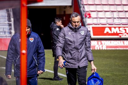 Práctico partido de los rojillos para volver a la senda del triunfo