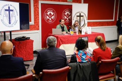 Presentación de la Semana Santa en el Casino.