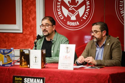 Presentación de la Semana Santa en el Casino.