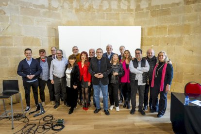 Los escritores unen fuerzas y se reunen en el Espacio Santa Clara
