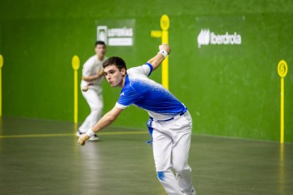 Partido entre Larrañaga y Txoperena