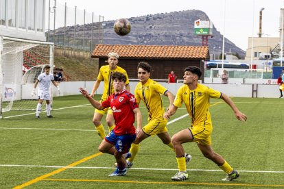 El Numancia ve complicada su permanencia en División de honor