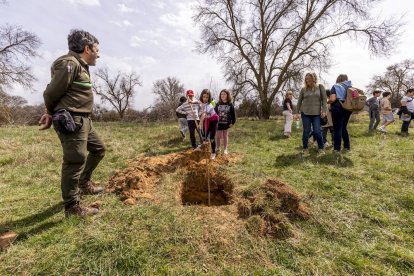 El PEMA de Garray fue el lugar elegido para la plantación en el Día de los Bosques