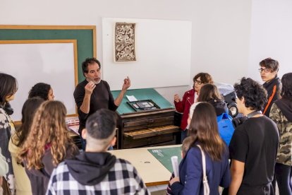 Los futuros alumnos del centro conocen las instalaciones