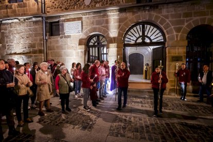 El Vía Crucis partió del Convento de los Carmelitas