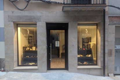 Calzados Alaska está en la calle Numancia.