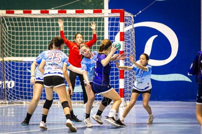 Más de 700 deportistas llenan el entorno del Moncayo