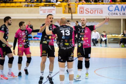 El Moreno Sáez Sporting puso la guinda a su primera temporada en Superliga 2 de voleibol logrando la permanencia con un 3-0 ante el CV Arona.