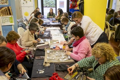 La actividad se desarrolló en el local de la Asociación de Vecinos de Los Pajaritos