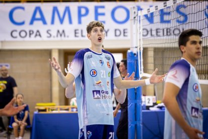 Los sorianos se llevan la primera semifinal por la Superliga