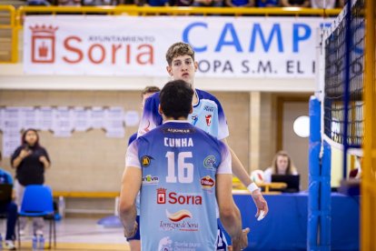 Los sorianos se llevan la primera semifinal por la Superliga