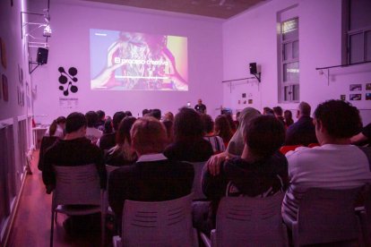 Charlas y talleres para un encuentro entre alumnos y profesionales