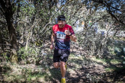 La Subida al Palillo congrega a más de un centenar de atletas en una buena jornada de atletismo en la naturaleza.