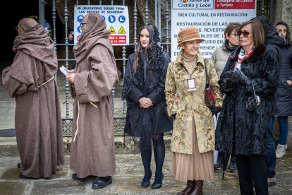 Celebración de La Saturiada 2024 por las calles de Soria.