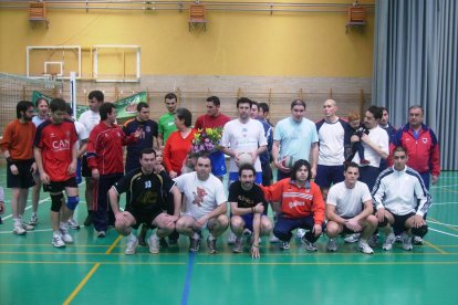 En sus primeros años las XII Horas de Mini Voley llegó a congregar a 300 participantes.