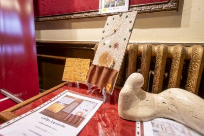 Los cuadros estarán expuestos hasta el día de la subasta en el Casino