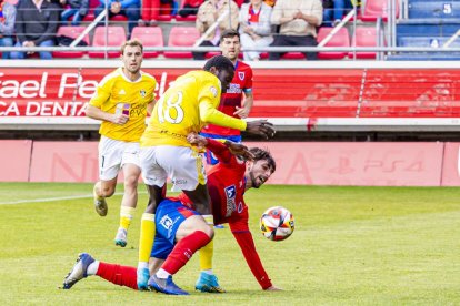 Los rojillos están líderes y acarician el ascenso directo