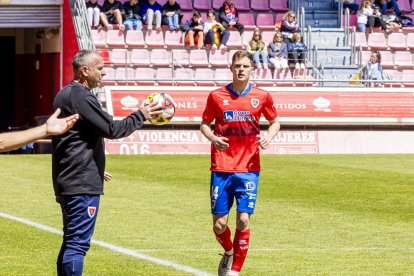 Los rojillos están líderes y acarician el ascenso directo