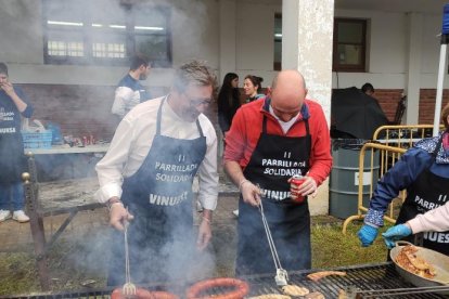 Vinuesa se volcó en su parrillada solidaria a beneficio de Manos Unidas.