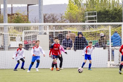 Las canteras de 16 equipos se dieron cita para jugar al fútbol