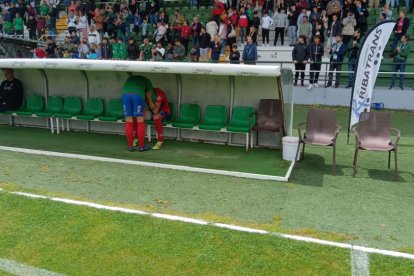 El Numancia cae ante el Cacereño y se despide del ascenso directo.
