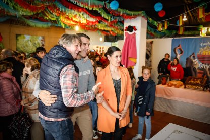 El Catapán vuelve a vestir de fiesta a Soria con el 'sí' a San Juan en las 12 cuadrillas y las botas de vino, el pan, el queso y el bacalao.