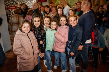 El Catapán vuelve a vestir de fiesta a Soria con el 'sí' a San Juan en las 12 cuadrillas y las botas de vino, el pan, el queso y el bacalao.