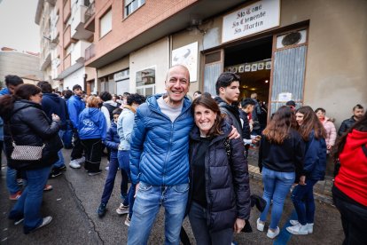 El Catapán vuelve a vestir de fiesta a Soria con el 'sí' a San Juan en las 12 cuadrillas y las botas de vino, el pan, el queso y el bacalao.