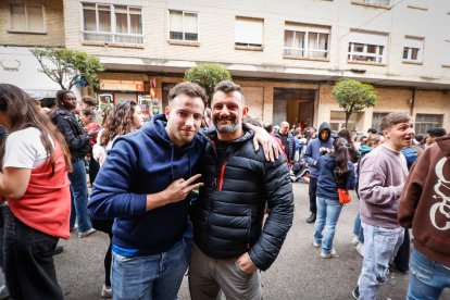 El Catapán vuelve a vestir de fiesta a Soria con el 'sí' a San Juan en las 12 cuadrillas y las botas de vino, el pan, el queso y el bacalao.