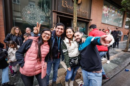 El Catapán vuelve a vestir de fiesta a Soria con el 'sí' a San Juan en las 12 cuadrillas y las botas de vino, el pan, el queso y el bacalao.
