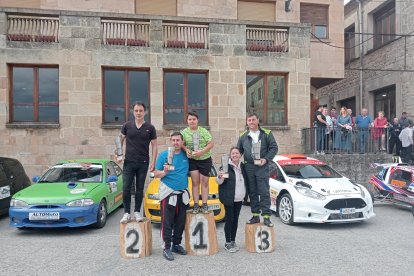 Rubén Valdenebro ganó en categoría turismos.